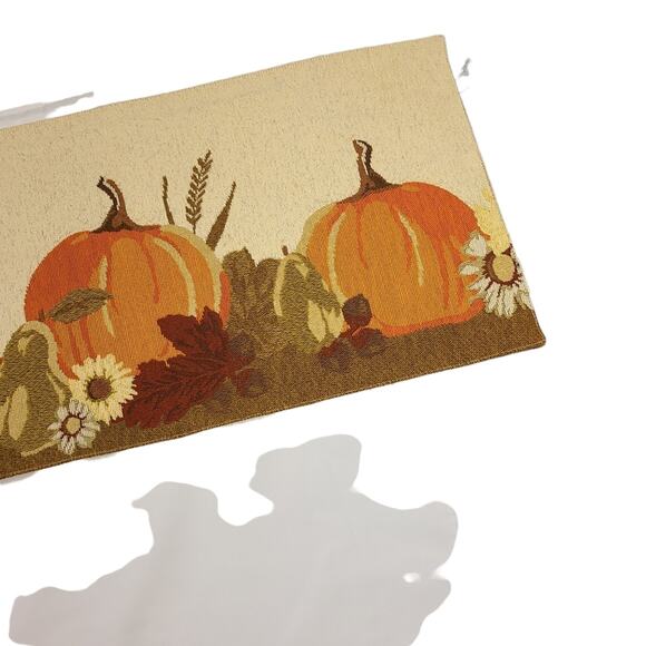 Croft & Barrow Pumpkins in a row Table Runner Harvest Season 5 ft x 1 Width - Picture 7 of 14